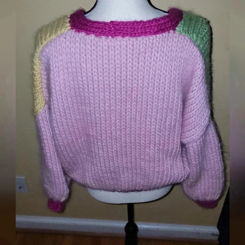 Knit sweater - Picture 9 of 11